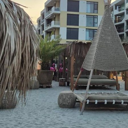 Constantinos Apartment Mamaia Nord Năvodari Εξωτερικό φωτογραφία