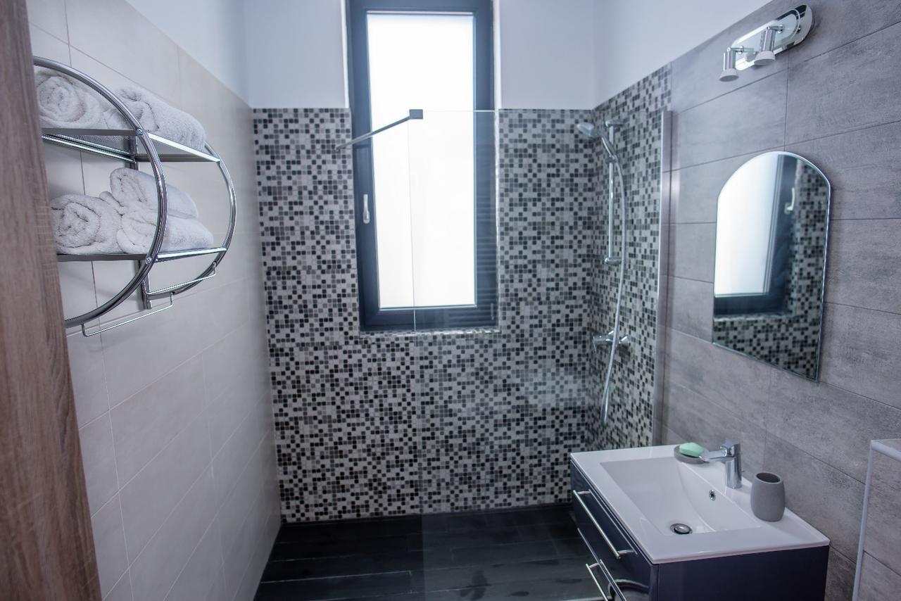 Constantinos Apartment Mamaia Nord Năvodari Εξωτερικό φωτογραφία