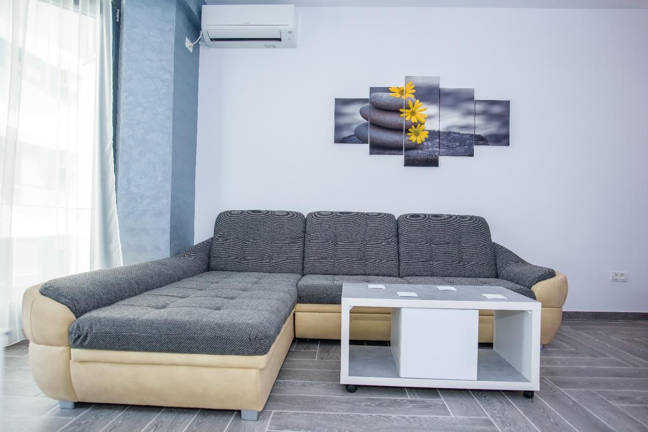 Constantinos Apartment Mamaia Nord Năvodari Εξωτερικό φωτογραφία